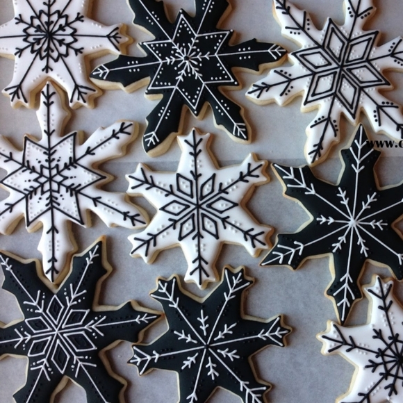 Cookie Cutters Snowflakes 5 Different Styles and 5 Nesting Pieces #2 - Picture 5 of 16